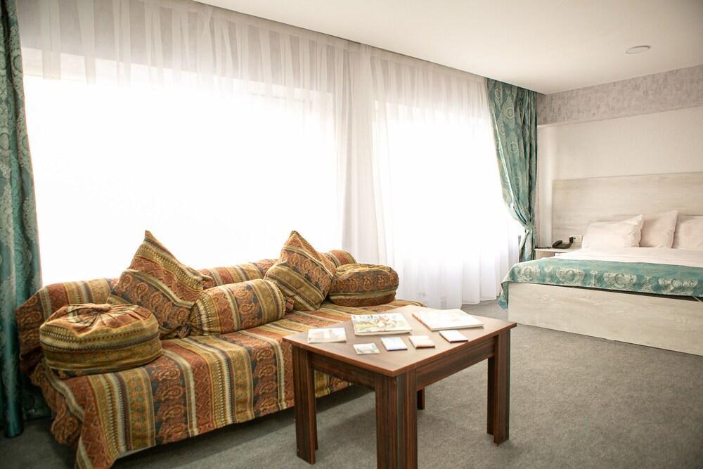 Bulvar Inn Baku Bagian luar foto