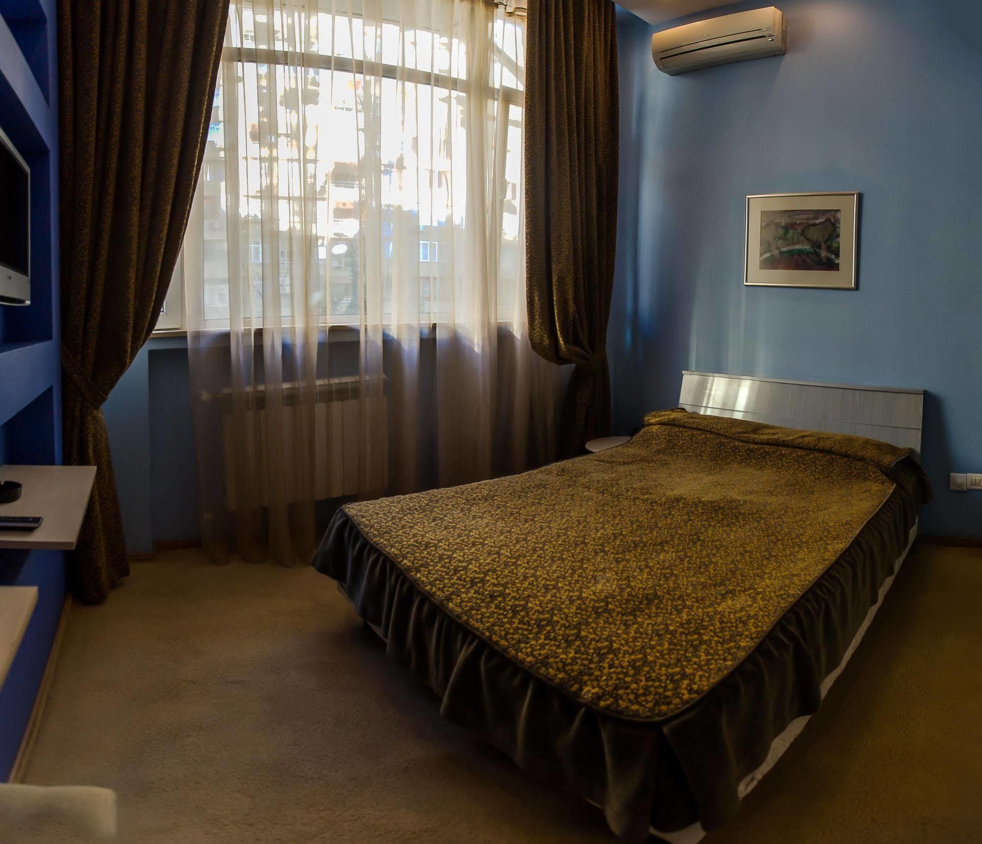 Bulvar Inn Baku Bagian luar foto